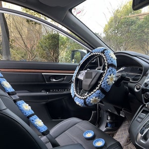 Coprivolante all&#39;uncinetto per donna, copri cintura di sicurezza con margherita 3D, ciondolo da appendere allo specchio dell&#39;auto, decorazioni per accessori interni auto