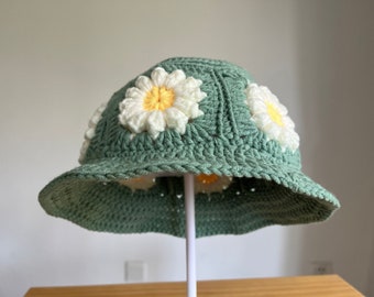 Cappello a secchiello all'uncinetto, cappello a margherita all'uncinetto, cappello a secchiello all'uncinetto, fiore a maglia, cappello da festival, cappello hippi, cappello all'uncinetto, cappello invernale, cappello a maglia