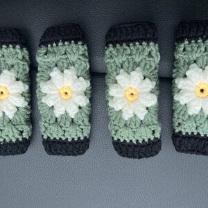 Capas para cinto de segurança de carro em crochê com margaridas (4 peças)