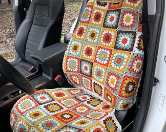 Coprisedile per auto all'uncinetto: motivo quadrato della nonna con girasole arcobaleno