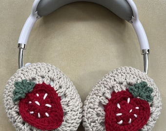 Crochet Strawberry AirPod Max Cover: Handmade Headphone Accessory