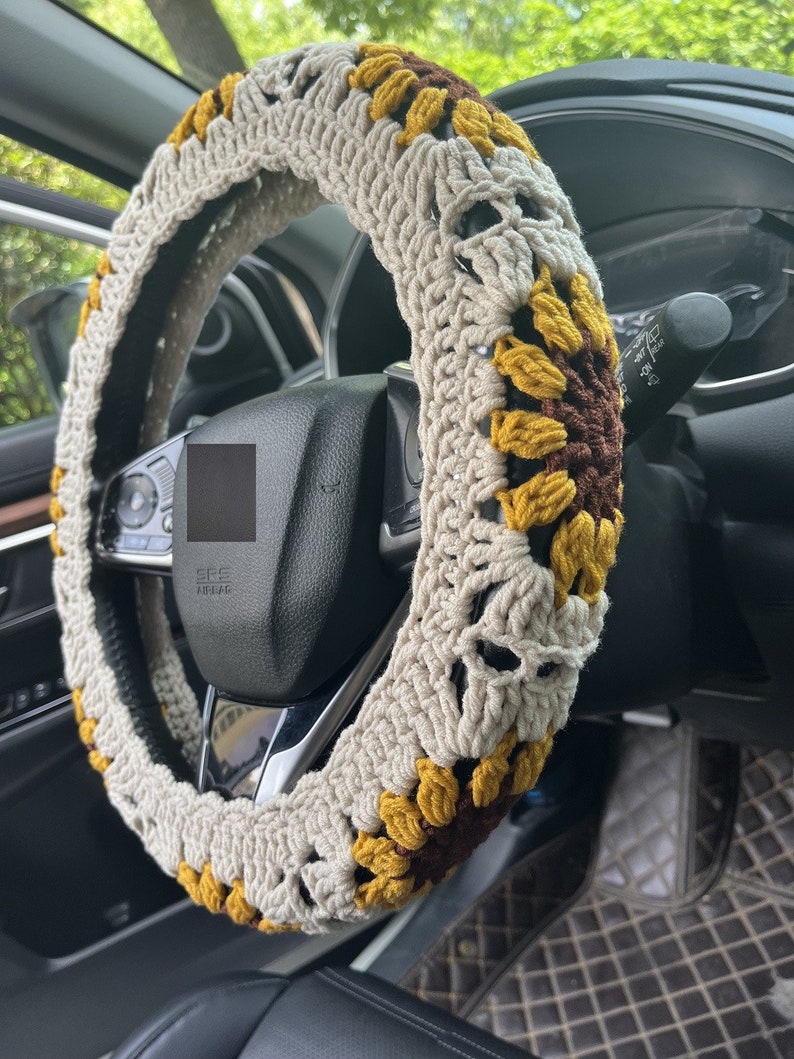 BDK USA Blue Hawaiian Flower Hibiscus Steering Wheel Cover + 2 Seat Belt Pads – Universal