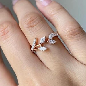 Leaf Inspired Anniversary Ring, Unique Wedding Ring,Marquise & Round Cut Moissanite Engagement Ring, Bypass Band Ring, 14k Solid Gold Ring