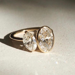 Toi Et Moi Solitaire Anniversary Ring, Bezel Set Double Stone Wedding Ring, Oval & Moval Cut Diamond Engagement Ring, 14k Solid Gold