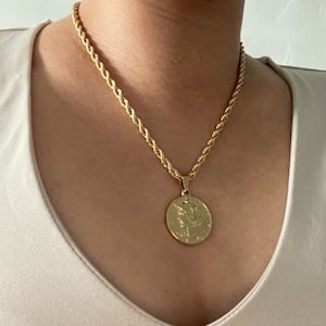 Gold Seil Kette Halskette, Statement Halskette, Layering Halskette, Medaillon Halskette, Münze Seil Halskette, Münze Halskette, Medaillon Anhänger