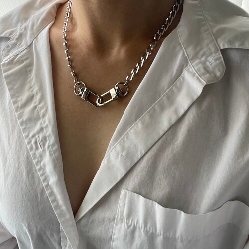 Silver Chunky Chain Necklace: Edgy Double Clasp Choker