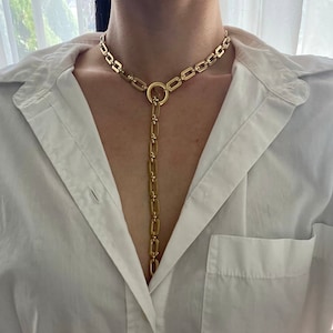 Collar de lazo dorado grueso: joya llamativa con cierre de palanca ajustable