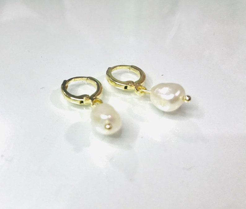 Gold Pearl Drop Ellie Earring Huggie Earrings 18k Gold Plated