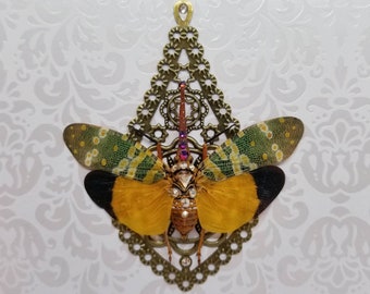 Mosca de linterna verde y amarilla real con cristales de Swarovski