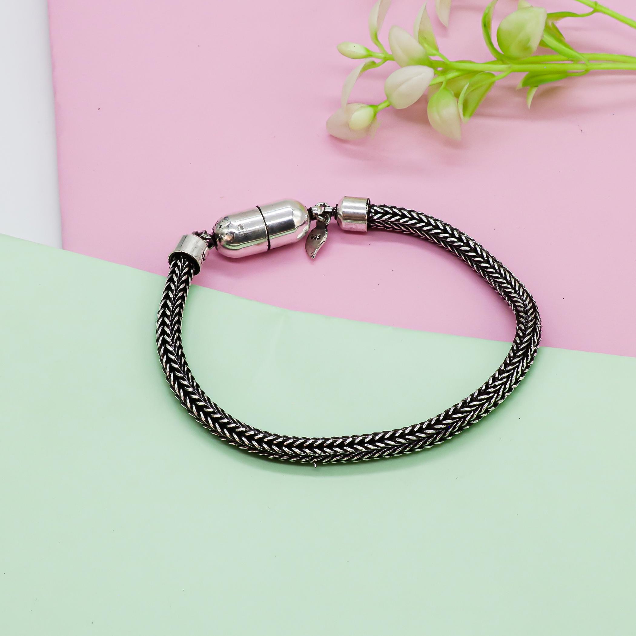 Bracciale Elastico Placcato Argento Equilibrium Con Quadrati Pastello | Gioiello Regalo Per Donne - 5