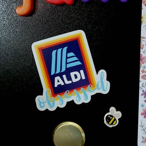 Aldi Obsessed- magnet |3x3 inches| Hand lettering Aldi logo. Great for car or refrigerator