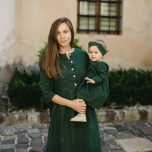 Women linen dress with buttons, green women outfit image 3