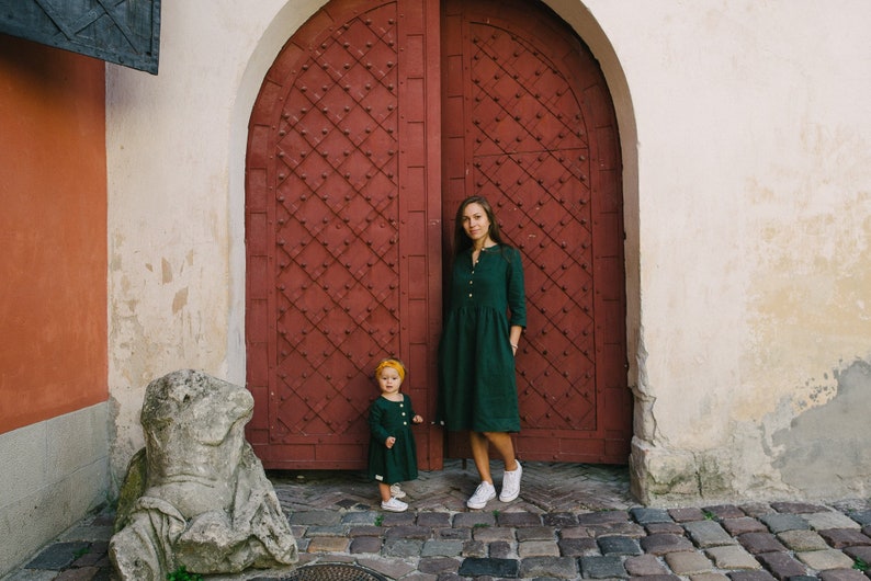 Women linen dress with buttons, green women outfit image 2