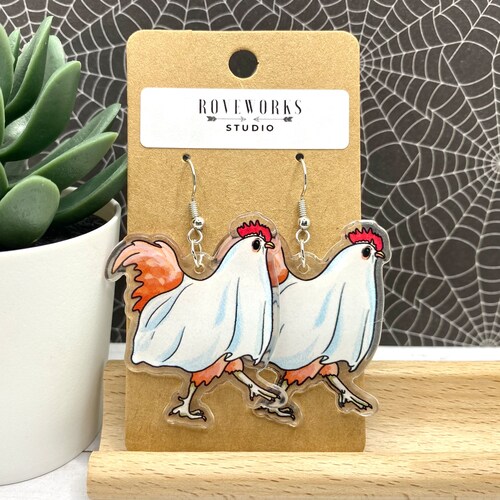 Pendientes de pollo fantasma, pendientes grandes y llamativos, pendientes de gallo, pendientes de granjero, pendientes de animales de granja, regalos de pollo, fantasmas de Halloween