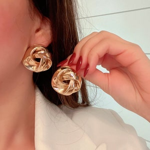 Large love Knot Twisted Earrings, Knot Stud Earrings,Love Knot Earrings,Runway Statement Earrings,Elegant Gold Earrings,Chunky Gold Earrings
