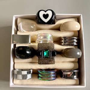 Popular Multicolor Chunky Set of 12pcs Rings,2025 Summer Trendy Rings,Clear Resin Funky Rings,Jelly Acrylic Rings,Heart Ring,Retro Rings