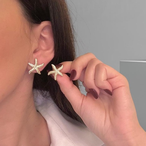 Trendy 2026 Gold Starfish Stud Earrings, Must Have Summer Earrings, Vacation Beach Gold Earrings, Ocean Star Earrings, Statement Earrings