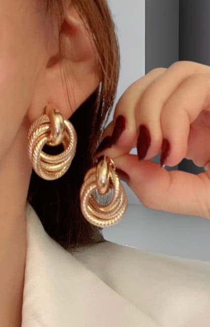 ■VINTAGE HOLLYWOOD■ Knotted Ring Earrings VH2479EA009M il_1080xN.5637112376_4kzv.jpg