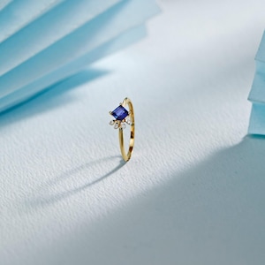 18k Gold Tanzanite Ring: Square Stone, Boho Wedding Jewelry