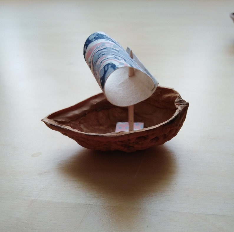 Book-in-a-shell Under the Ocean