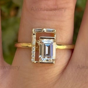 Moissanit Ring im Smaragdschliff: 14K Gelbgold Jubiläumsring