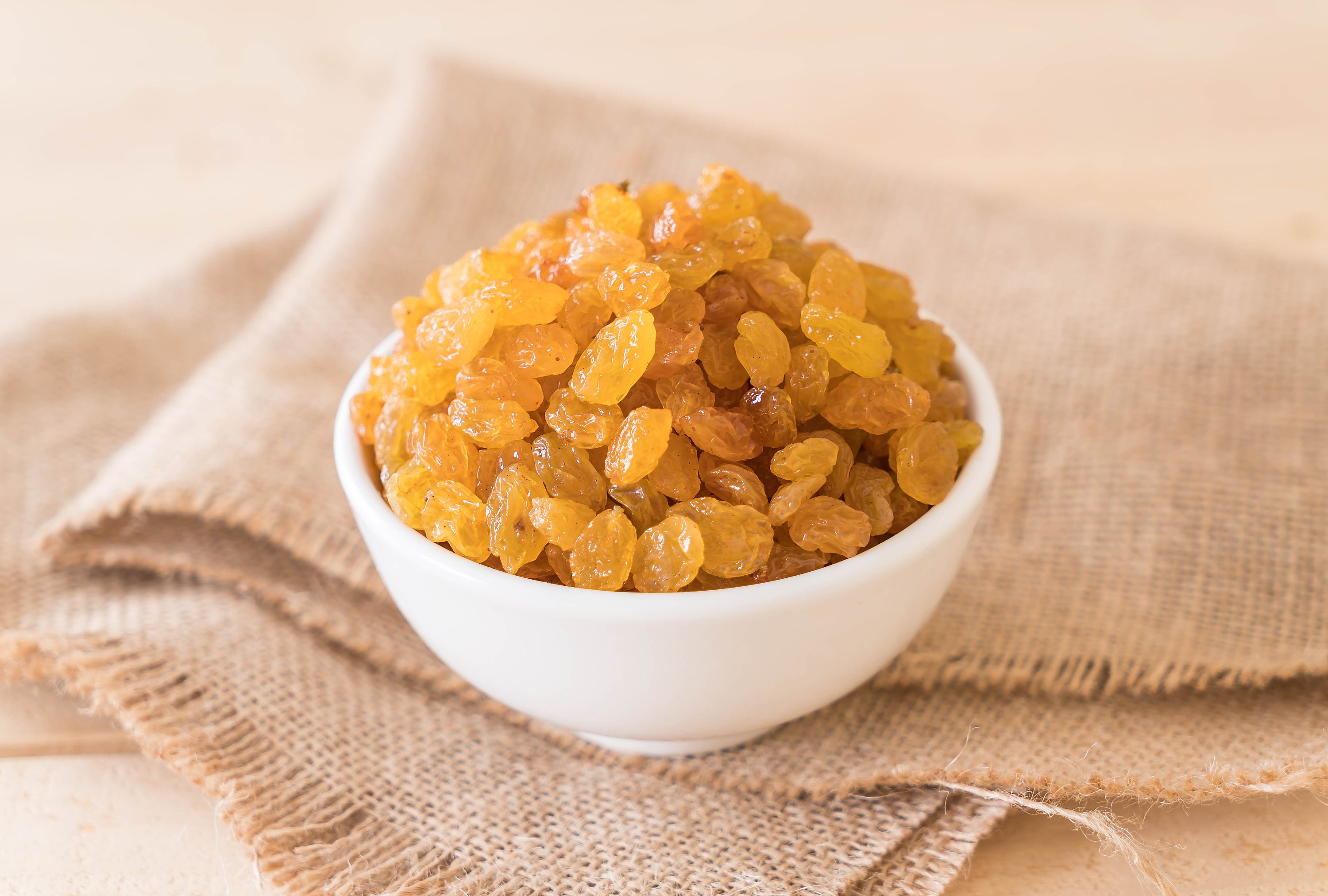 Organic Sultana Raisins / 1 lb 450 G Etsy