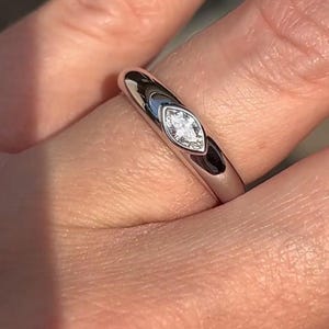 Solitaire Ring, Flush Set Ring, East To West Ring, East To West Marquise Cut Moissanite Engagement Ring, Women&#39;s Wedding Ring, 925 Silver