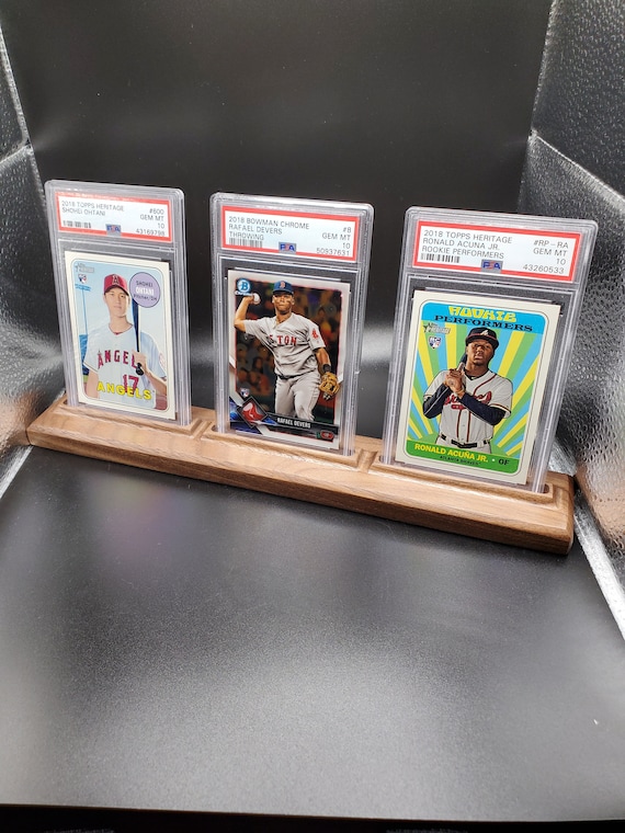 graded baseball card case Amazon.com: CASEMATIX Graded Card Case – Fits 30+ PSA, BGS, CGC Slabs or  140+ Toploaders – Sports Trading Card Storage Box with Scratch-Resistant  Dividers – Holds One Touch & Magnetic Card Holders : main image 1