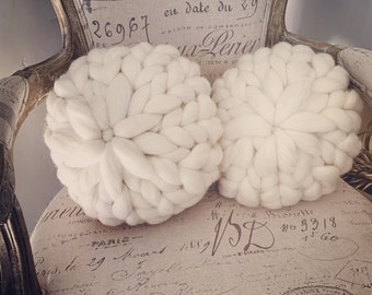 Decorative Pillows, Chunky Knit Pillows, Decorative Wool Pillow, Home Decor Ideas, chunky knit Cushion, farmhouse decor, USA Made