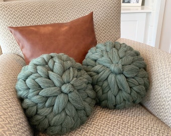 Decorative Pillows, Chunky Knit Pillows, Decorative Wool Pillow, Home Decor Ideas, chunky knit Cushion, farmhouse decor, USA Made