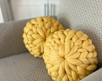 Decorative Pillows, Chunky Knit Pillows, Decorative Wool Pillow, Home Decor Ideas, chunky knit Cushion, farmhouse decor, USA Made