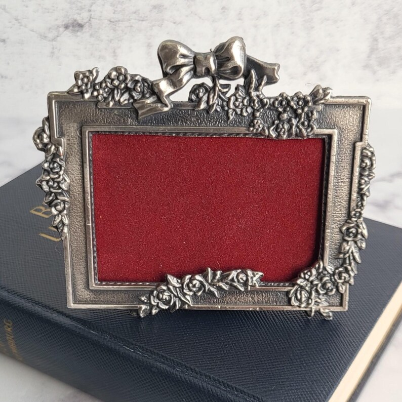 Adorable small vintage floral and bow pewter frame, charming photo holder, shabby chic home decor, unique collectible, perfect for a gift