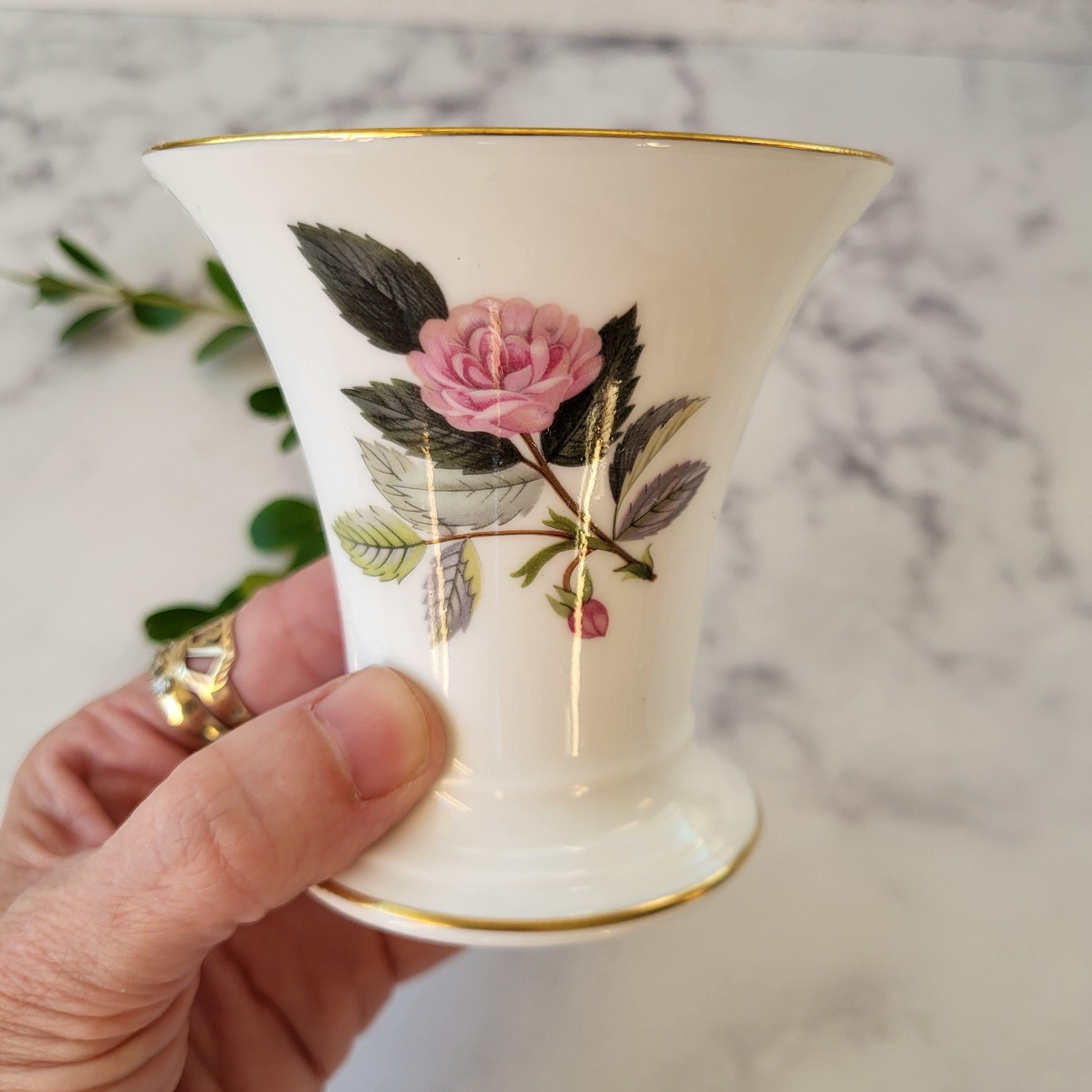 Hathaway Rose Vase - Etsy