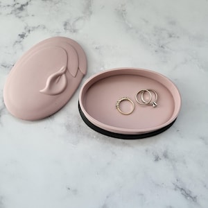 Vintage pink ceramic jewelry trinket box made in Japan elegant vanity decor collectible storage shabby chic gift delicate floral design