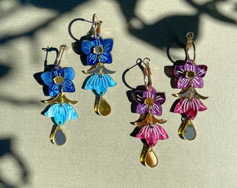 Pendientes de rosa de Cuaresma: look festivo de acrílico