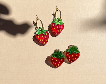 Mini Strawberry Dangle//Statement Earring//Acrylic Earring//Fruit Earrings//Small Statement Earrings