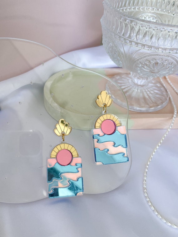 Sunrise Arch Earring//Statement Earring//Acrylic Earring//Art Deco Earring