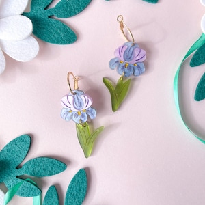 Iris//Flower Earring//Spring Flower Earrings//Statement Earring//Acrylic Earring//Daisy Earrings//Cute Earrings