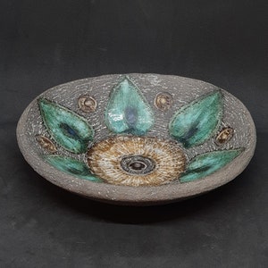 Ceramic bowl/plate by Elsi Bourelius for Jie Gantofta, Sweden, 1960s | Rare and collectible bowl |