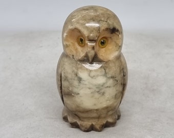 Vintage hand-carved Alabaster owl figurine | Made in Italy |