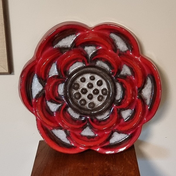 Rare Upsala Ekeby ceramic wall plaque "Flower" no. 1116T | Designed by Berit Ternell | Sweden pottery |