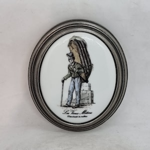 Decorative Limoges porcelain pendant | Limoges, France |