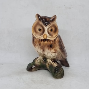VIntage ceramic &quot;Jema Holland&quot; owl figurine |
