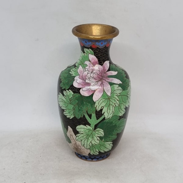 Vintage Chinese Cloisonne Floral Vase |