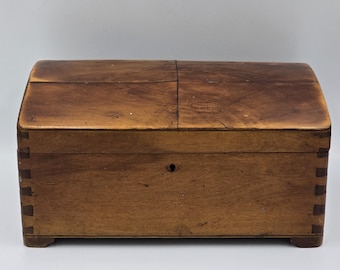 Vintage Old French 1900 Antique Wood Box With Decorativ Metallic