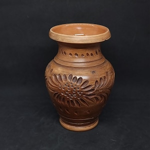 ヴィンテージ　イタリア製　花瓶 陶器製 花の彫刻付き イタリアのヴィンテージ花瓶 - Etsy 日本