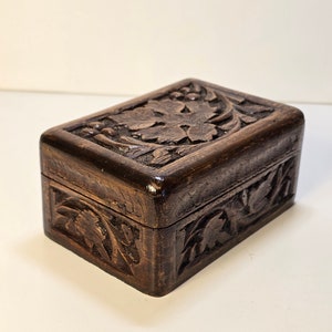 Antique Wooden Jewelry Box |