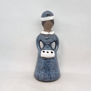 Handmade ceramic figurine designed by Kurt Nilsson | Made in Sweden |