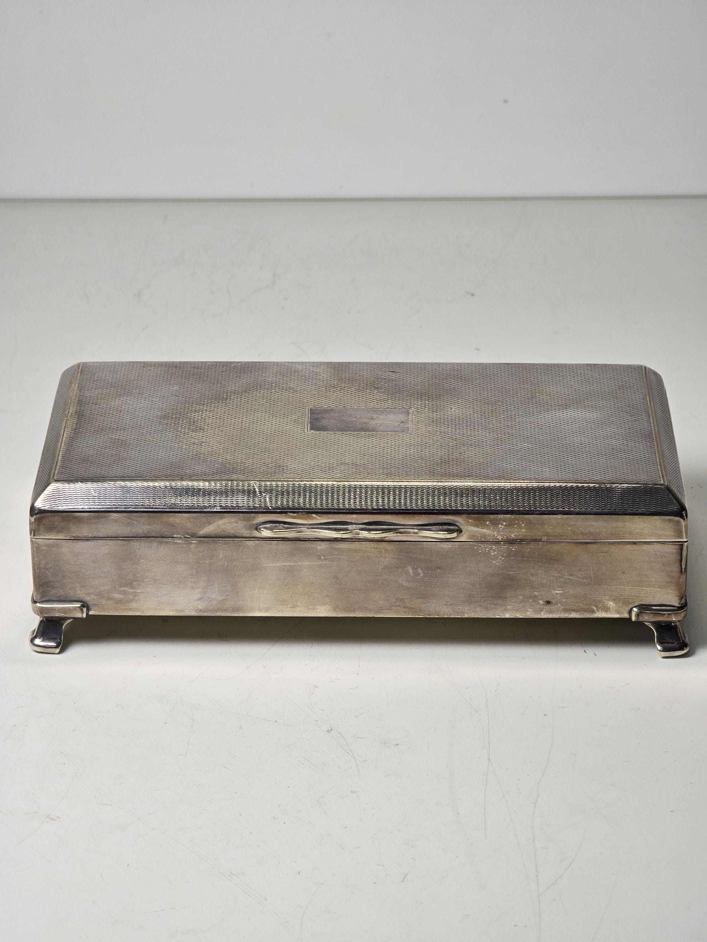 aristocrat cigarette box Vintage Aristocrat Cigarette Case – H.E.P.N.S.B. – Made in England