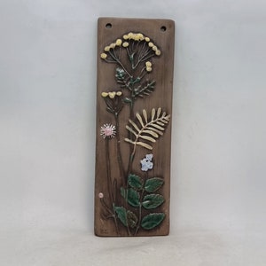Vintage ceramic wall plaque no. 290 | Designed by Christina Keramik | Dagny Zackrisson |